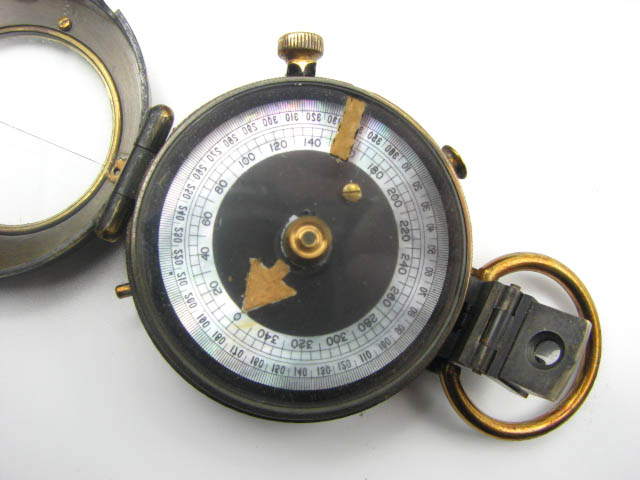 WW1 Verners Pattern MK VIII compass by E R Watts & Son, dated 1918